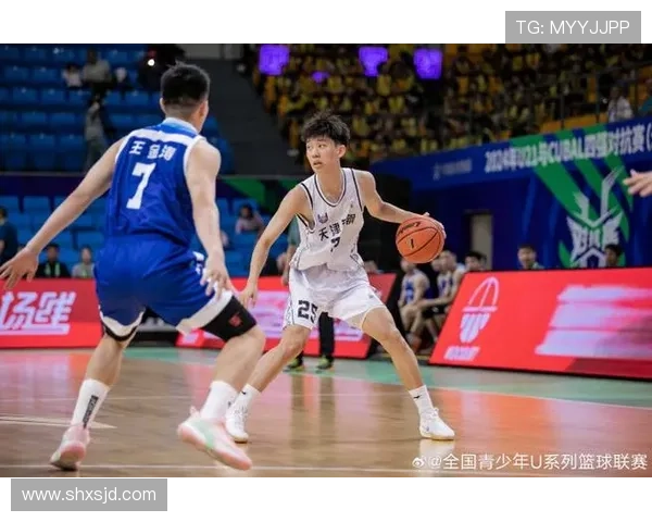 上海篮球队在世界锦标赛上的崛起与成长历程全景揭秘 上海篮球队在世界锦标赛上的崛起与成长历程全景揭秘