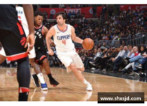 NBA球员谁能轻松触及篮板顶部？